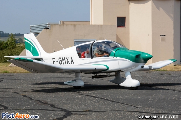 Robin DR-400-140B (Aero Club du Var)