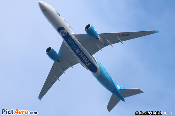 Airbus A350-941 (French Blue)