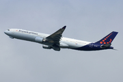 Airbus A330-301 (OO-SFO)