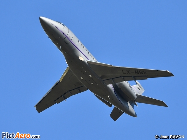 Dassault Falcon 2000 (St James Luxembourg)