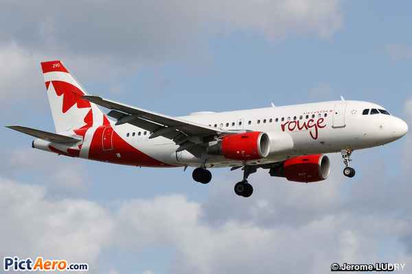 Airbus A319-112 (Air Canada Rouge)
