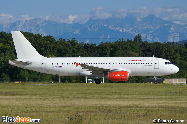 Airbus A320-232 (Air Malta)