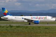 Airbus A320-214 (LY-SPF)