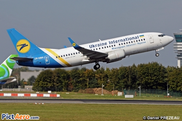 Boeing 737-36N/WL (Ukraine International Airlines)