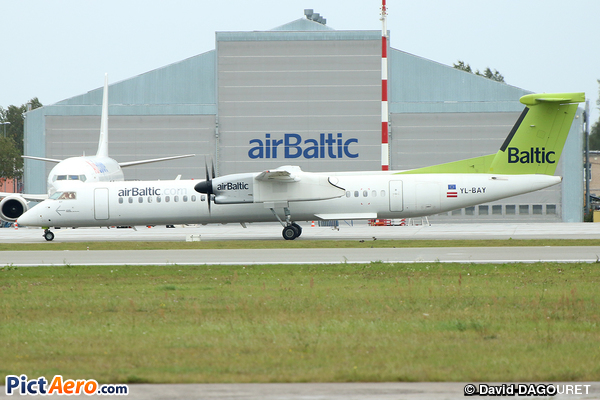 De Havilland Canada DHC-8-402Q Dash 8 (Air Baltic)