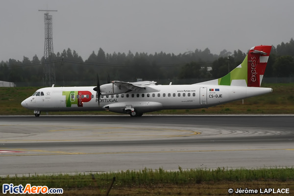 ATR 72-600 (White)