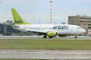 Boeing 737-53S (YL-BBE)