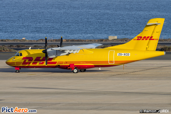 ATR 42-300F (Solenta Aviation (DHL))