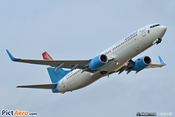 Boeing 737-8Q8/WL (Luxair - Luxembourg Airlines)