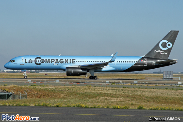 Boeing 757-204/WL (La Compagnie)