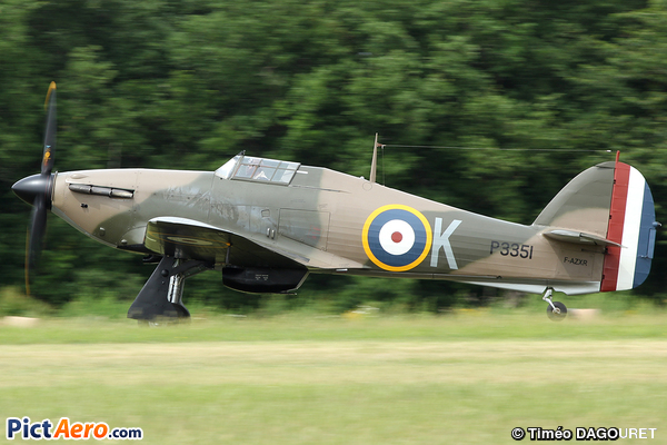 Hawker Hurricane Mk XIIA (Private / Privé)