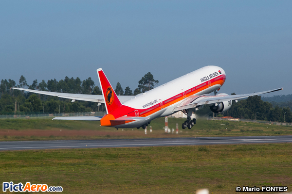 Boeing 777-39M/ER (TAAG Angola Airlines)