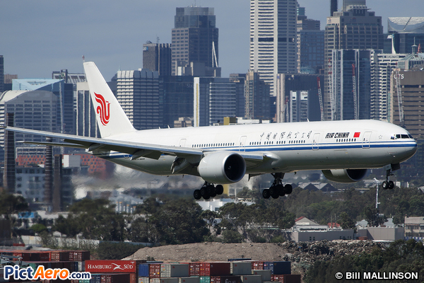 Boeing 777-39L/ER (Air China)