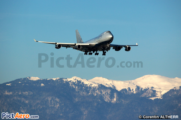 Boeing 747-467/F/ER/SCD (Sky Gates Airlines)
