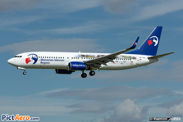 Boeing 737-8CX/WL (Travel Service)