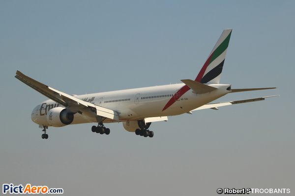 Boeing 777-31H/ER (Emirates)