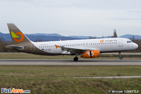 Airbus A320-232 (Orange2fly)