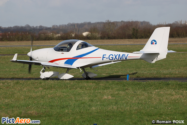 Aquila AT-01 (Aéroclub Touring Club de France)