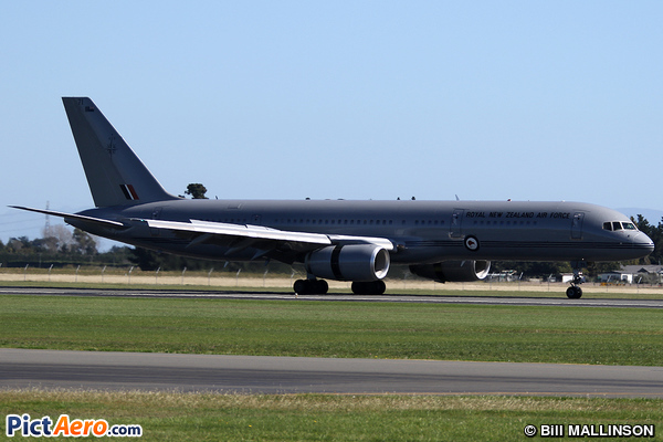 Boeing 757-2K2 (New Zealand - Royal New Zealand Air Force (RNZAF))
