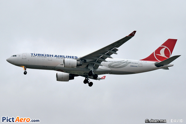 Airbus A330-223 (Turkish Airlines)