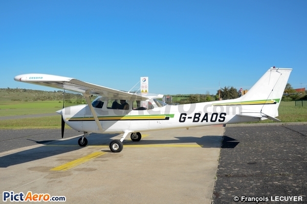 Cessna F172M Skyhawk (Private / Privé)