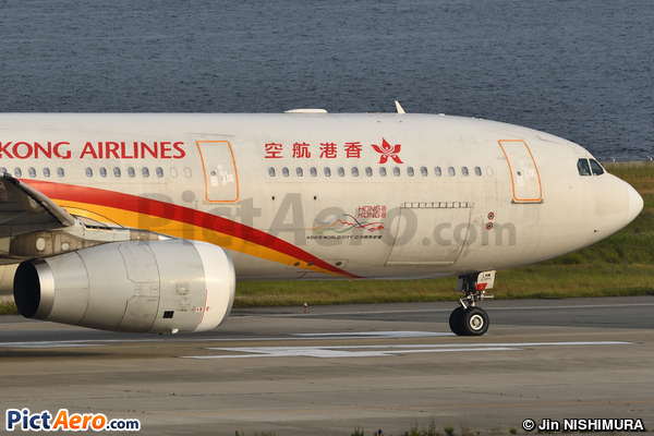 Airbus A330-343X (Hong Kong Airlines)