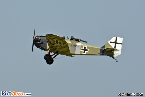 Junkers CL-1 Replica (Private / Privé)