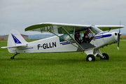 Piper  PA-18  (F-GLLN)