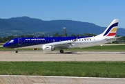 Embraer ERJ-190LR (ERJ-190-100LR) (ER-ECD)