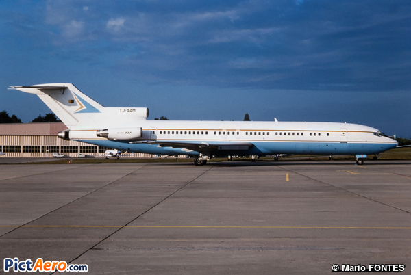 Boeing 727-2R1(Adv) (Cameroon - Government)