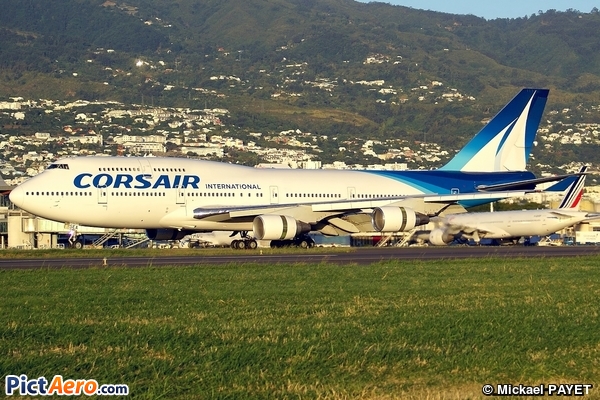 Boeing 747-422 (Corsair International)