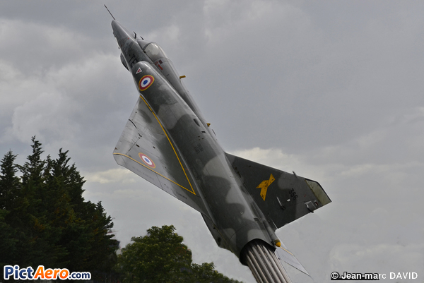 Dassault Mirage IIIRD (France - Air Force)