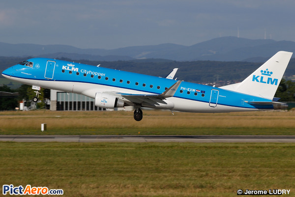 Embraer ERJ-175STD (KLM Cityhopper)