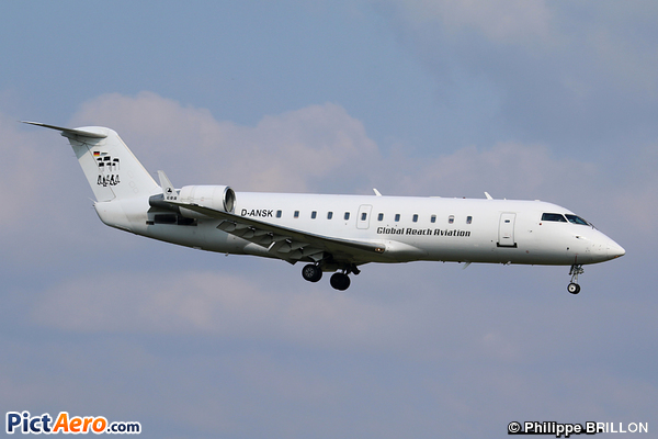 Bombardier CRJ-200LR (ProAir Aviation)