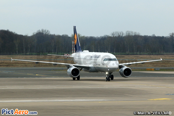 Airbus A319-112 (Lufthansa)