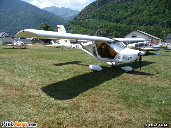 Aeroprakt A-22 Foxbat (Private / Privé)