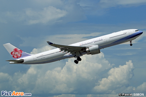 Airbus A330-302 (China Airlines)