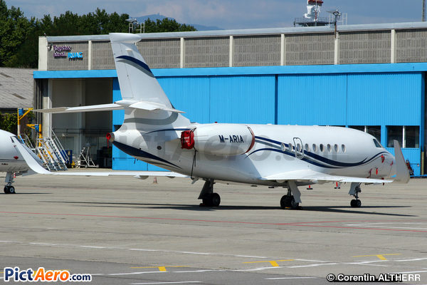 Dassault Falcon 2000LX (Platinum Jet Sarl)