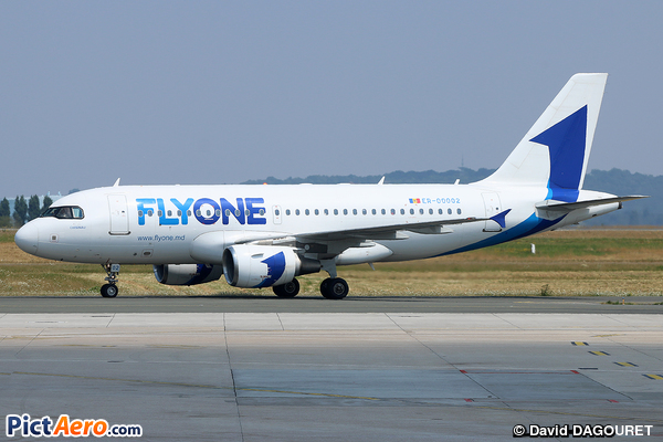 Airbus A319-112 (Fly One)