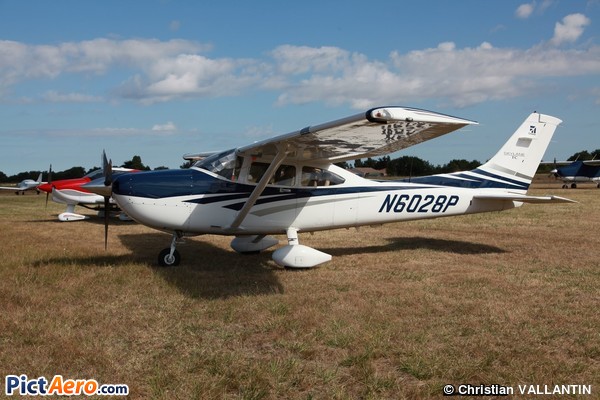 Cessna T182T Skylane (Private / Privé)