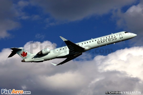 Bombardier CRJ-705LR (Air Canada Jazz)