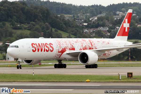 Boeing 777-3DE/ER (Swiss International Air Lines)
