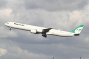Airbus A340-642 (EP-MMF)