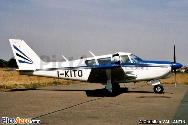 Piper PA-24-260 Commanche (Private / Privé)