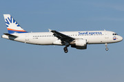 Airbus A320-214 (LY-VEW)