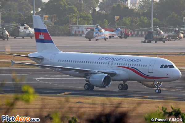 Airbus A320-214 (Kingdom of Cambodia)