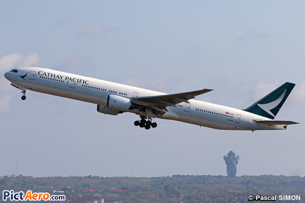 Boeing 777-367 (Cathay Pacific)