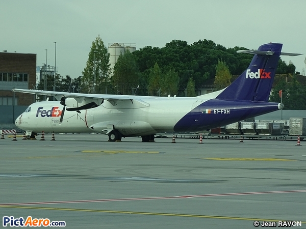 ATR 72-202F (Air Contractors)