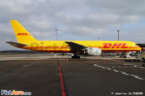 Boeing 757-236/PCF (DHL Air)