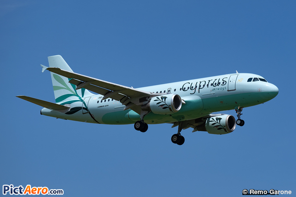 Airbus A319-114 (Cyprus Airways)